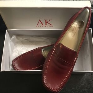 NIB Anne Klein iFlex loafers-Dark Red size 8M